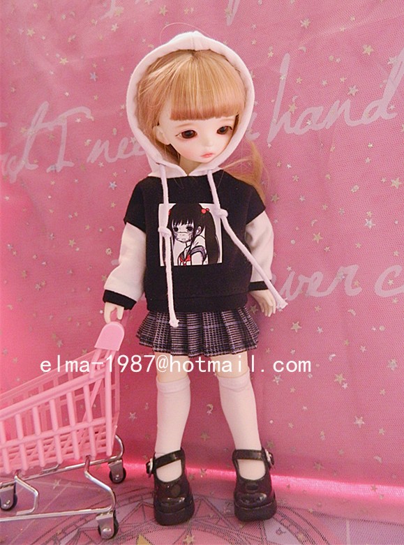 Hooded T-shirt and plaid skirt for 1/6 size BJD - Click Image to Close
