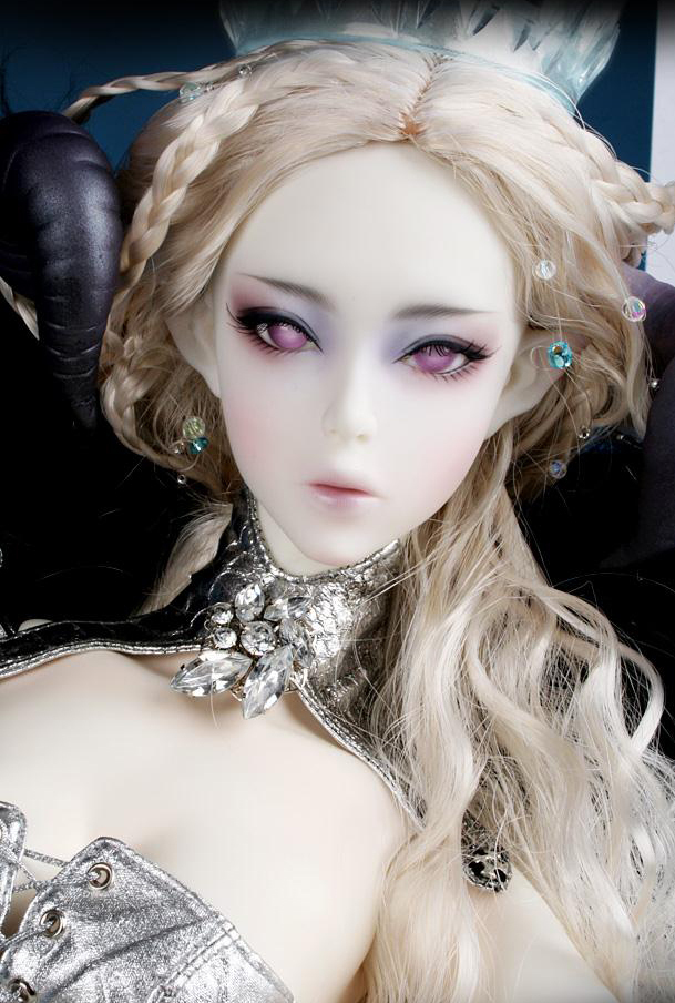 soom Cuprit Black to Frost 1/3 - Click Image to Close