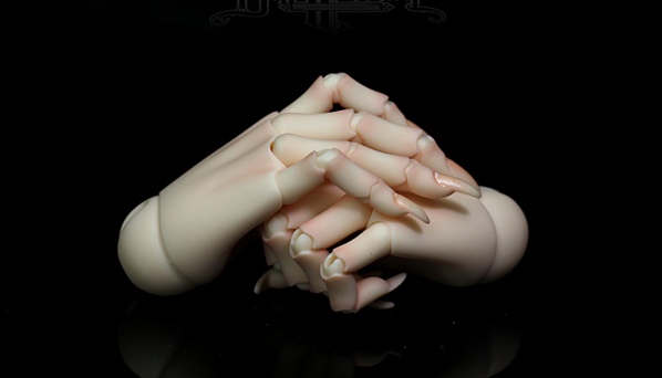 Long nail jointed hands for 1/3 size male bjd